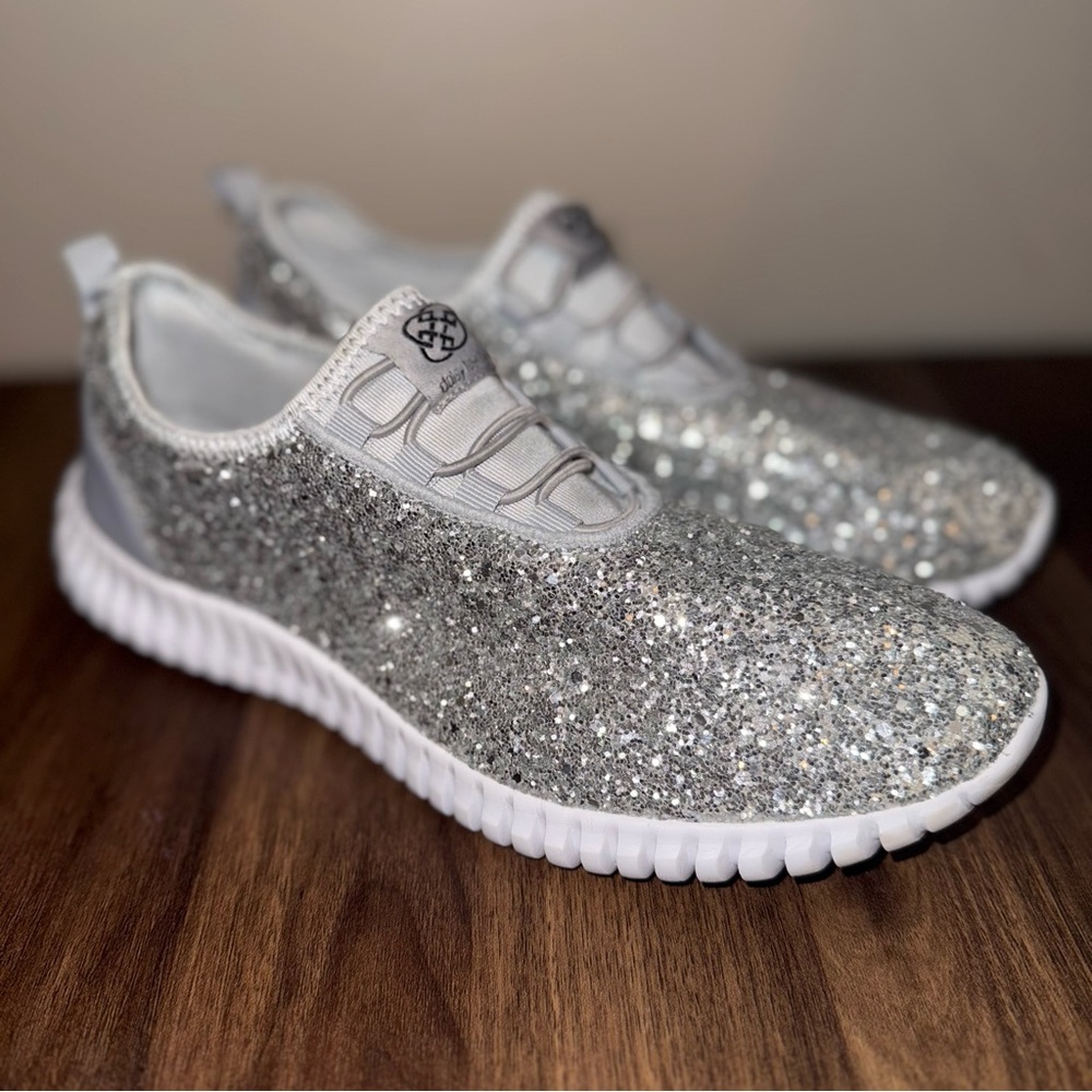 Daisy Fuentes Silver Glitter Sneakers 10M - Picture 4 of 10